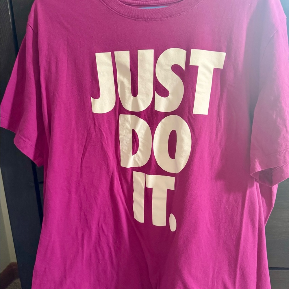 Nike Fuchsia Tee